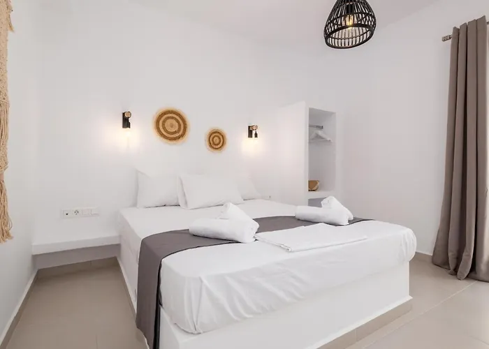 Althea Paros Apart Otel