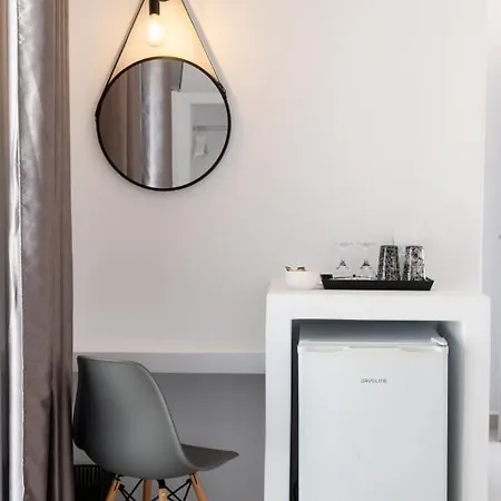 Althea Paros מלון דירות נאוסה