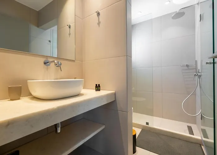 Althea Paros 3* ناوسا